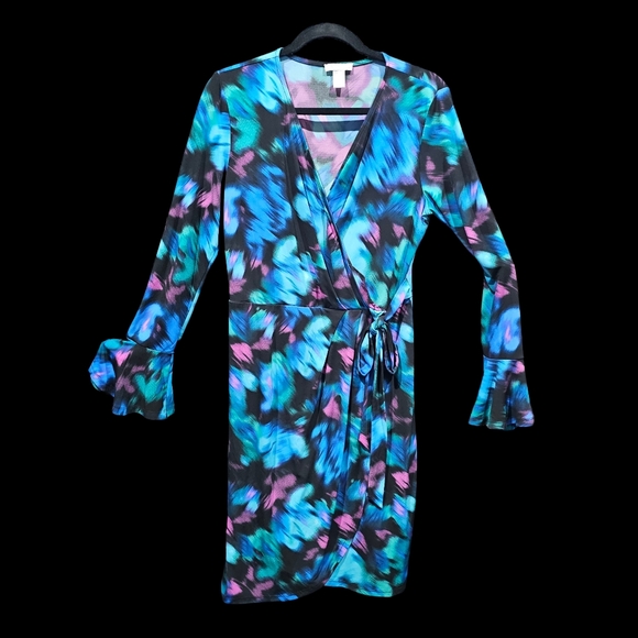 LONDON TIMES Pullover Wrap Dress Bell Sleeve Bottoms Size 10 Long Sleeve - Picture 2 of 14